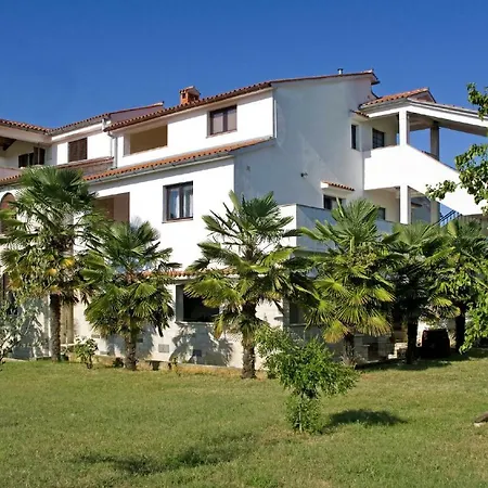 Korsa In Sveti Lovrec * Istrien Gasthof Sveti Lovreč Pazenatički